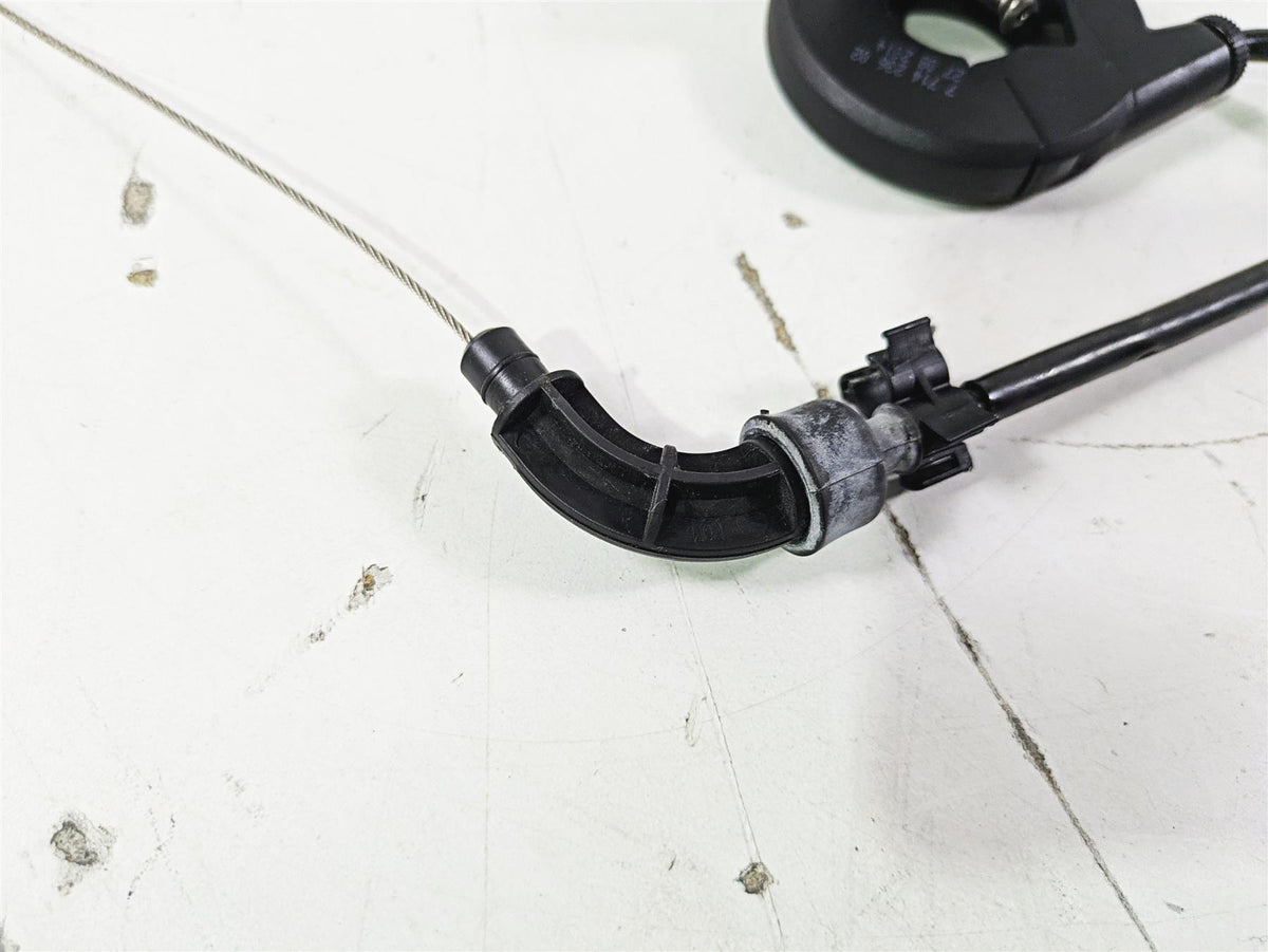 2015 BMW R nineT K21 Throttle Cable & Mount Set 32778527554 {{ shop.shopifyCountryName }} - Mototech271