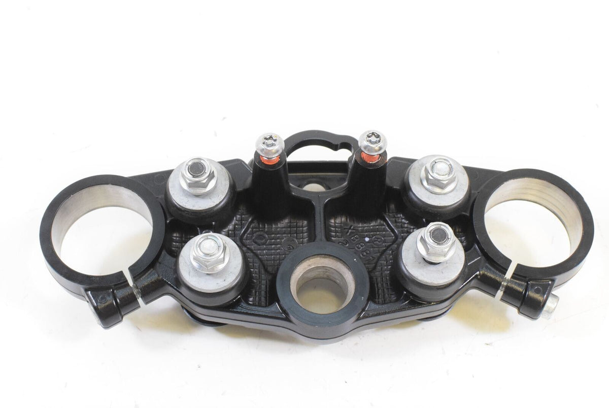 2015 Suzuki GSXR1300R Hayabusa Upper Triple Tree Steering Clamp 51311-24F50 {{ shop.shopifyCountryName }} - Mototech271