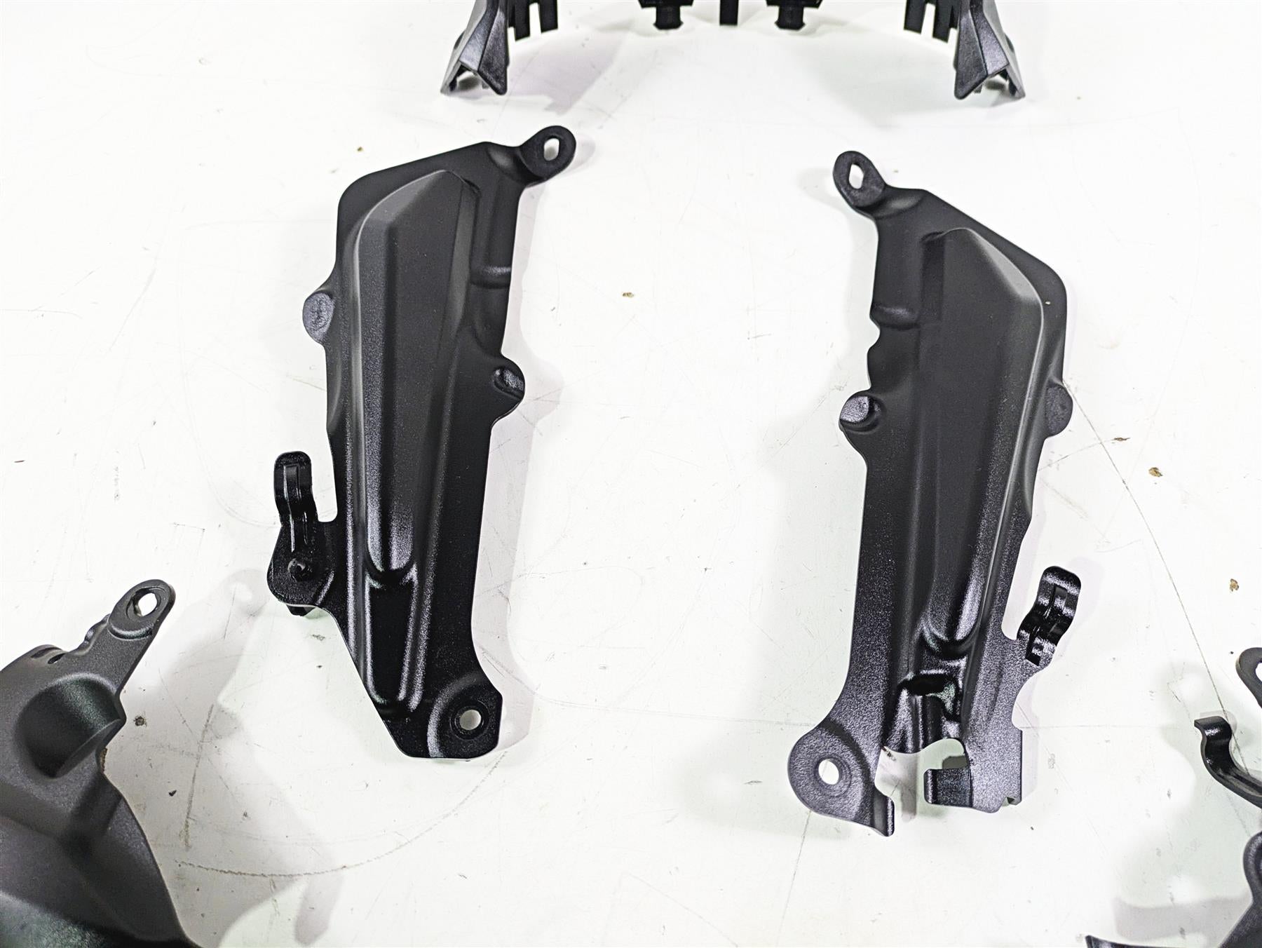 2019 Triumph Speed Triple RS 1050 Chassis Frame Infill Covers Set T2100398 {{ shop.shopifyCountryName }} - Mototech271