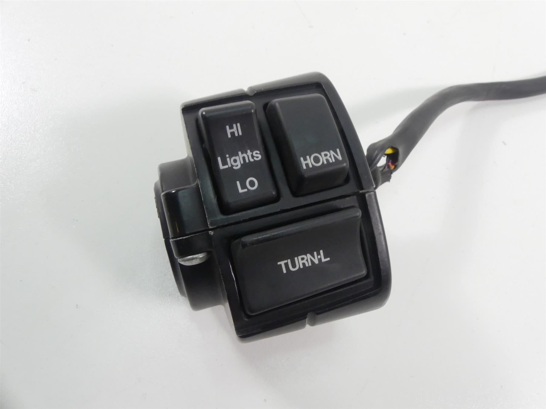 1993 Harley FXSTS Softail Springer Left Blinker Control Switch - Read 70218-87A {{ shop.shopifyCountryName }} - Mototech271
