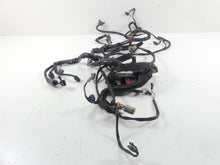 Load image into Gallery viewer, 2004 Harley Softail FXSTD SE CVO Deuce Wiring Harness Loom - No Cuts 70431-04A | Mototech271
