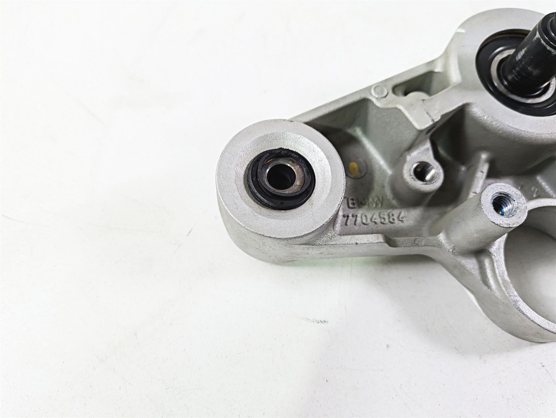 2009 BMW R1200GS K255 Adv Upper Triple Tree Steering Clamp 31427718170 {{ shop.shopifyCountryName }} - Mototech271