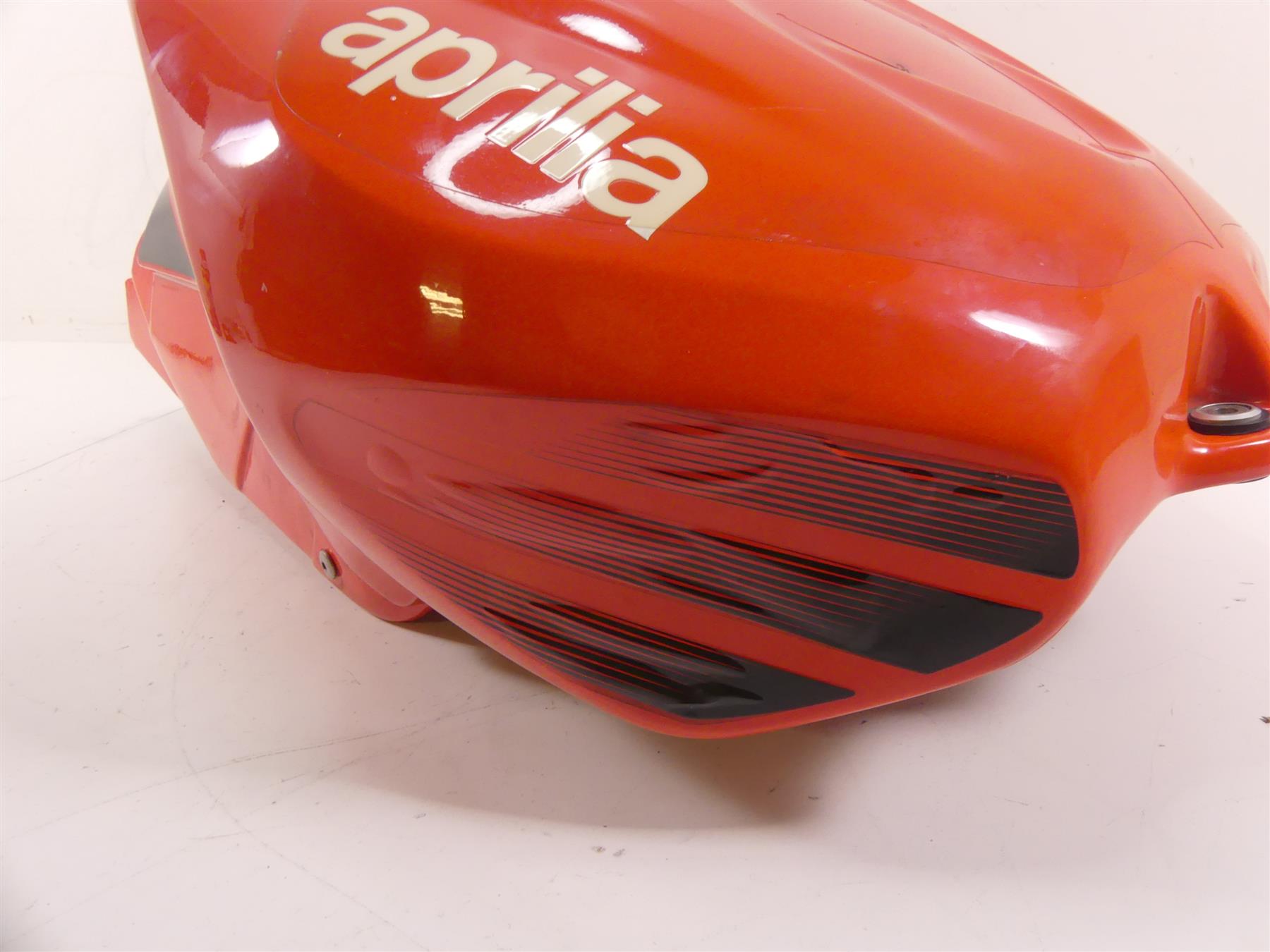 2004 Aprilia RSV1000 R Mille Fuel Gas Petrol Tank -Read 106207 {{ shop.shopifyCountryName }} - Mototech271