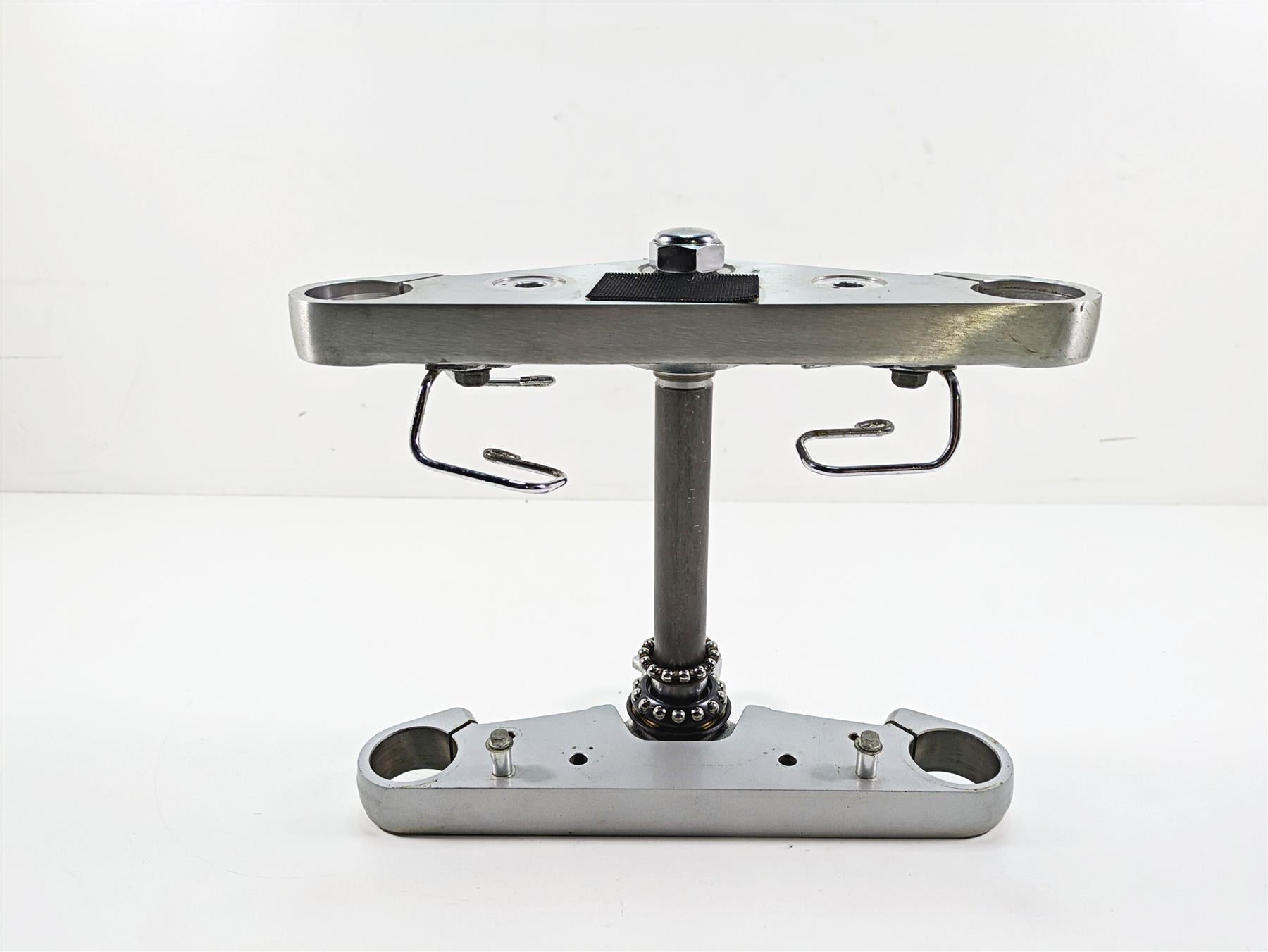 2006 Honda V-Twin VTX1300 R Upper Lower Triple Tree Riser Set 53219-MEA-670 {{ shop.shopifyCountryName }} - Mototech271