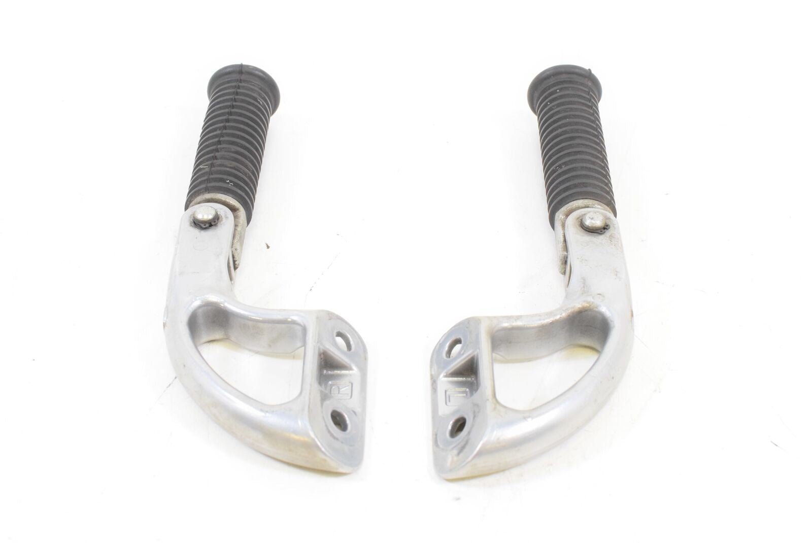 2006 Harley VRSCA V-Rod Rear Passenger Foot Peg Footpeg Set 50995-04BGO {{ shop.shopifyCountryName }} - Mototech271