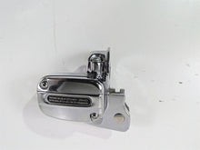 Load image into Gallery viewer, 2010 Harley Touring FLHXSE CVO Street Glide Clutch Master Cylinder 36700081D

