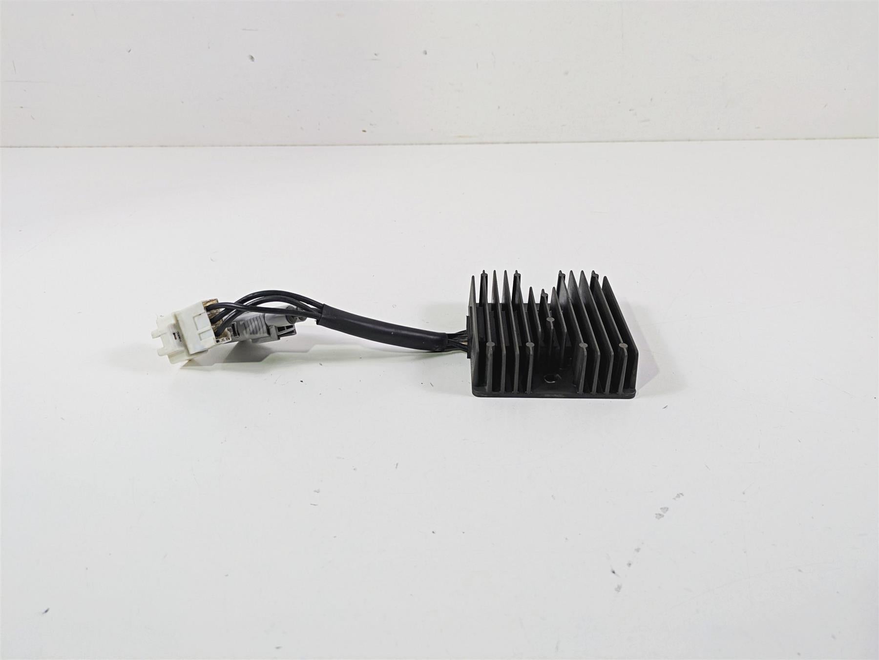 2019 Suzuki M109R VZR1800 Boulevard Rectifier Voltage Regulator 32800-10G30 {{ shop.shopifyCountryName }} - Mototech271