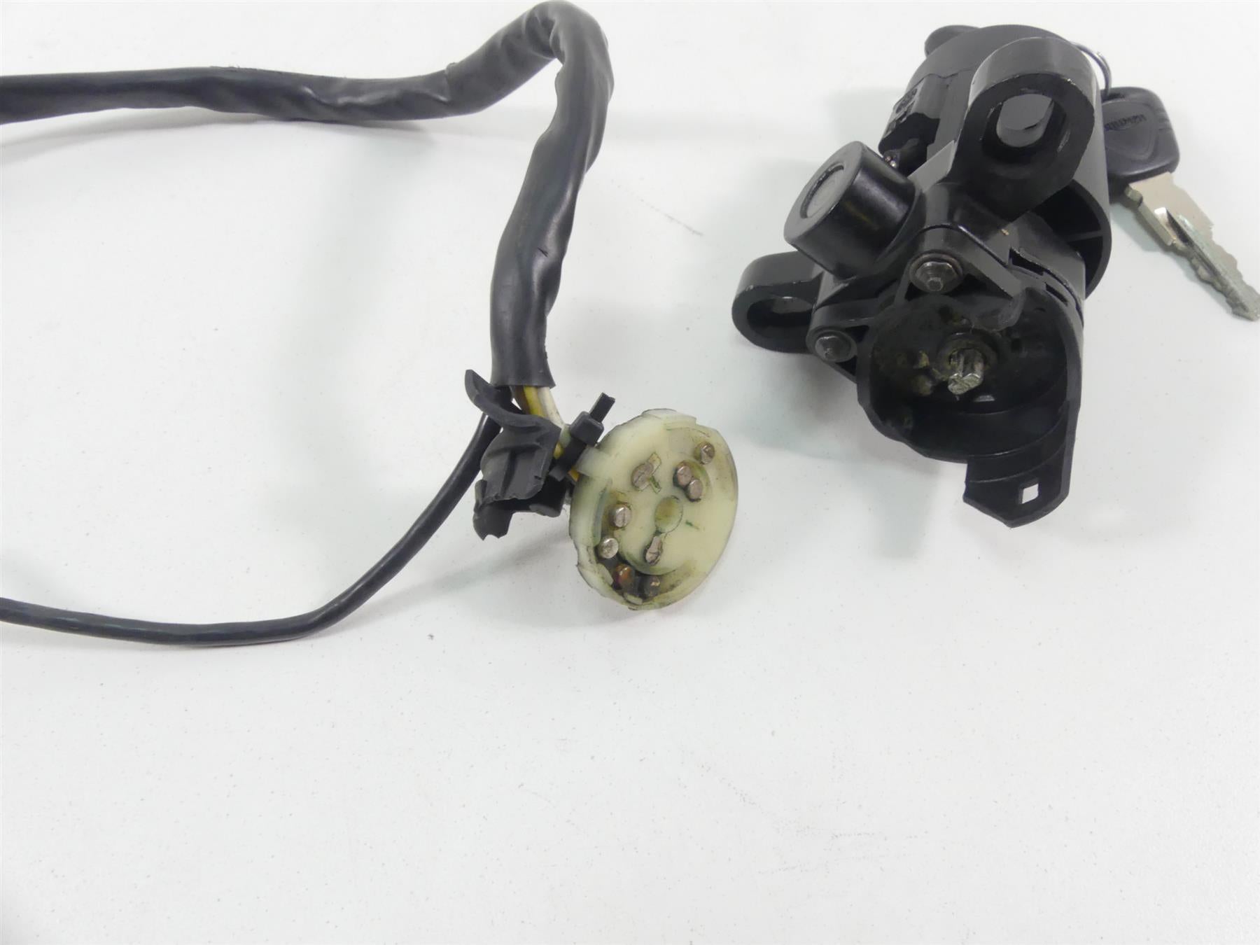 2013 Triumph Street Triple 675R Ecm Cdi Module Ignition Key Immobilizer T1290191 {{ shop.shopifyCountryName }} - Mototech271