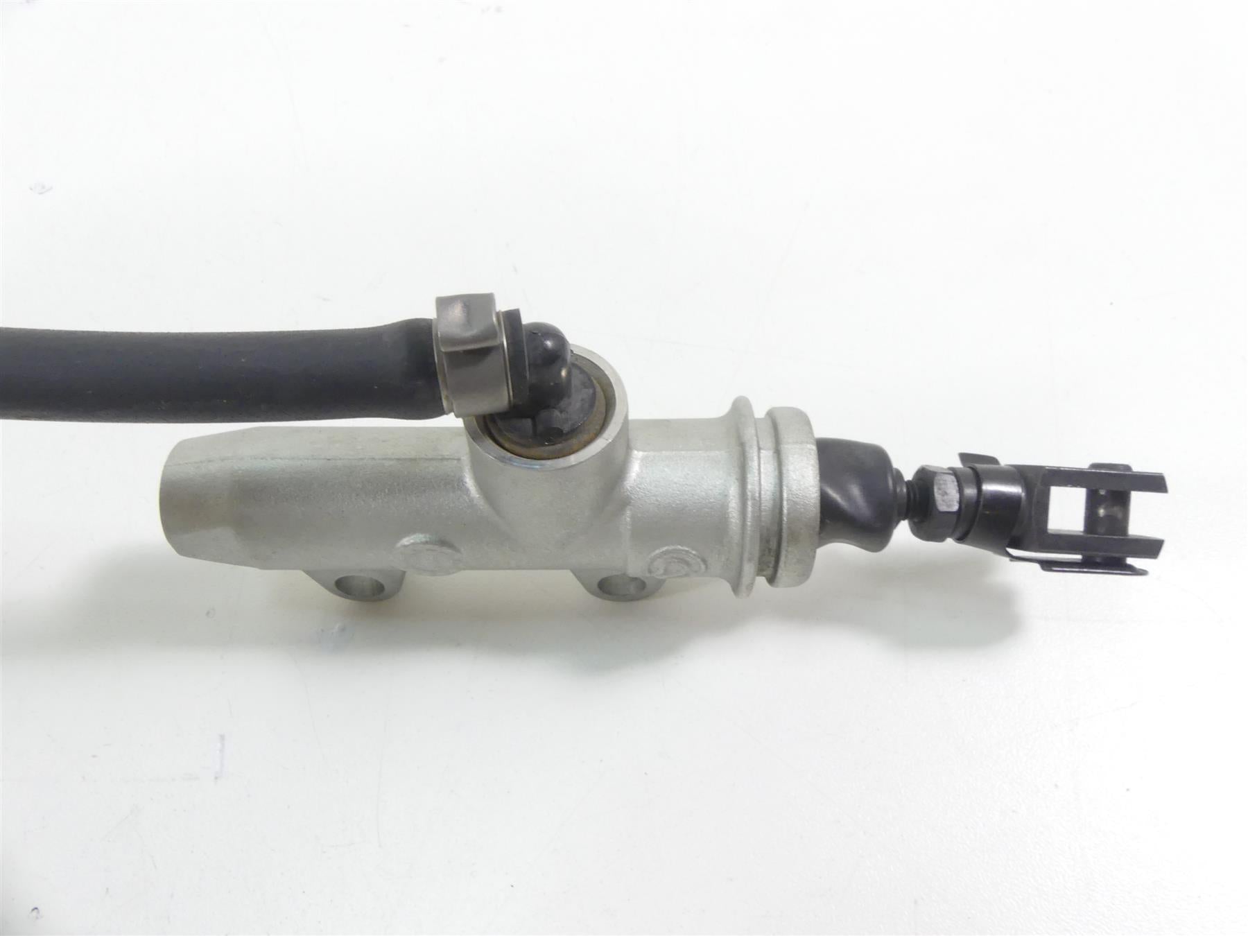 2009 BMW R1200GS K25 Rear Brembo Brake Master Cylinder 34317699574 {{ shop.shopifyCountryName }} - Mototech271