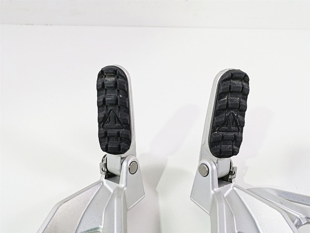 2024 Triumph Tiger 900 GT Rear Passenger Footpeg Rest Set T2082284 T2082359 {{ shop.shopifyCountryName }} - Mototech271