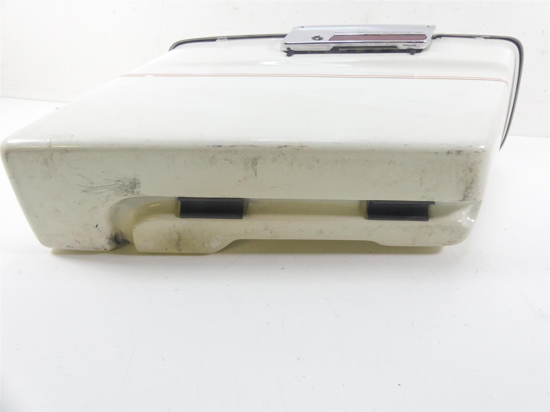 1999 Harley Touring FLHTCUI Electra Glide Saddlebag Saddle Bag Set 90752-93 {{ shop.shopifyCountryName }} - Mototech271