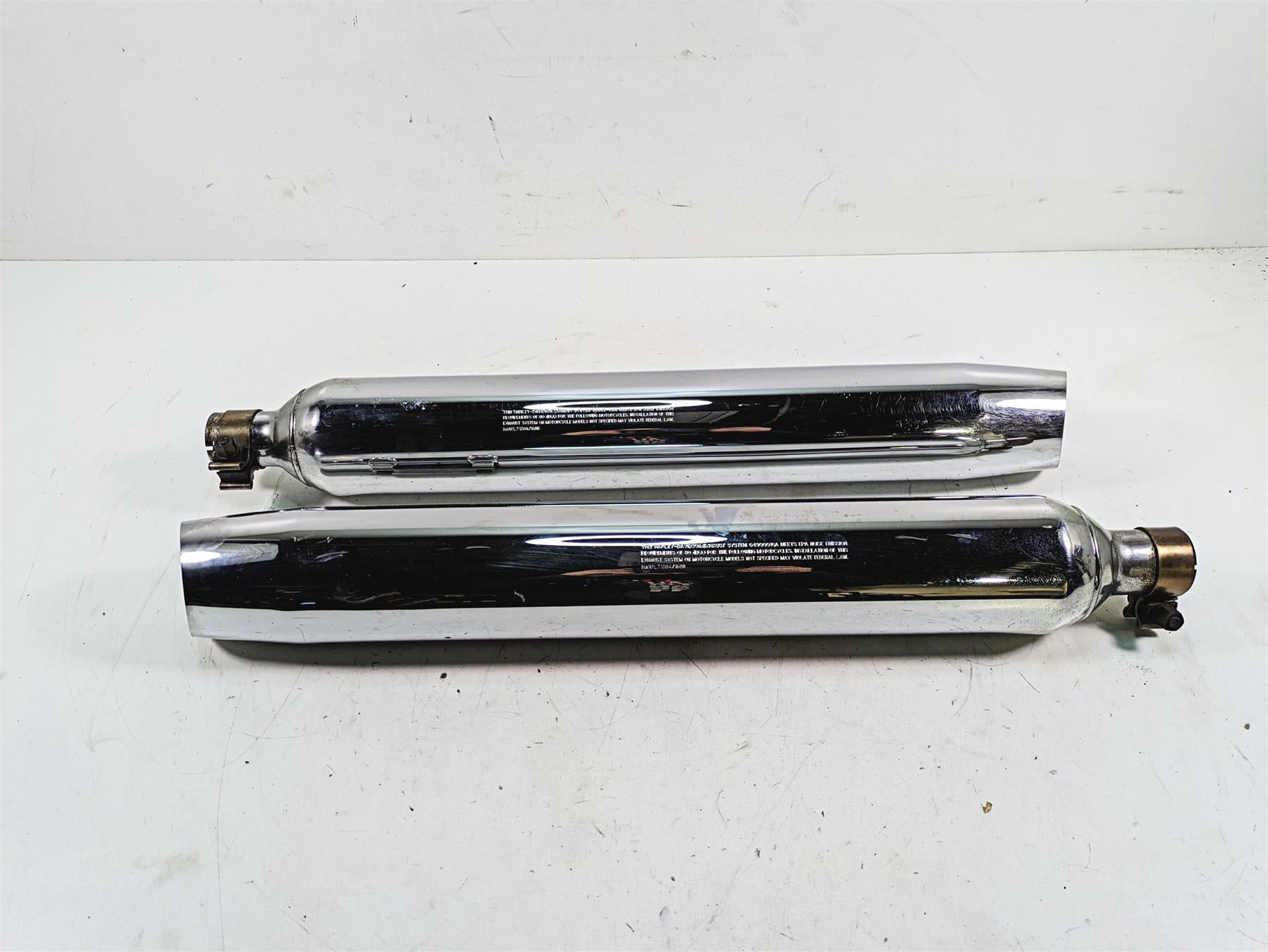 2009 Harley Touring FLHTCU Electra Glide Oem Exhaust Pipe Muffler Set 64900016A | Mototech271