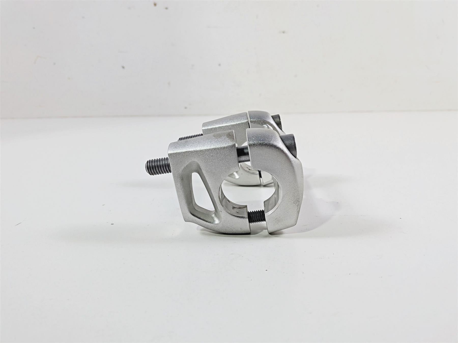 2023 BMW R nineT Scrambler K23 Stock Handlebar Riser Holder Set 32718538049 {{ shop.shopifyCountryName }} - Mototech271
