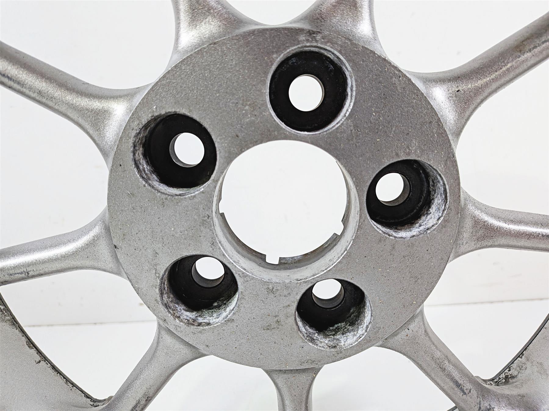 2008 Yamaha XV1900 Roadliner S Rear Belt Pulley Sprocket 70T 4WM-25470-10-00 {{ shop.shopifyCountryName }} - Mototech271