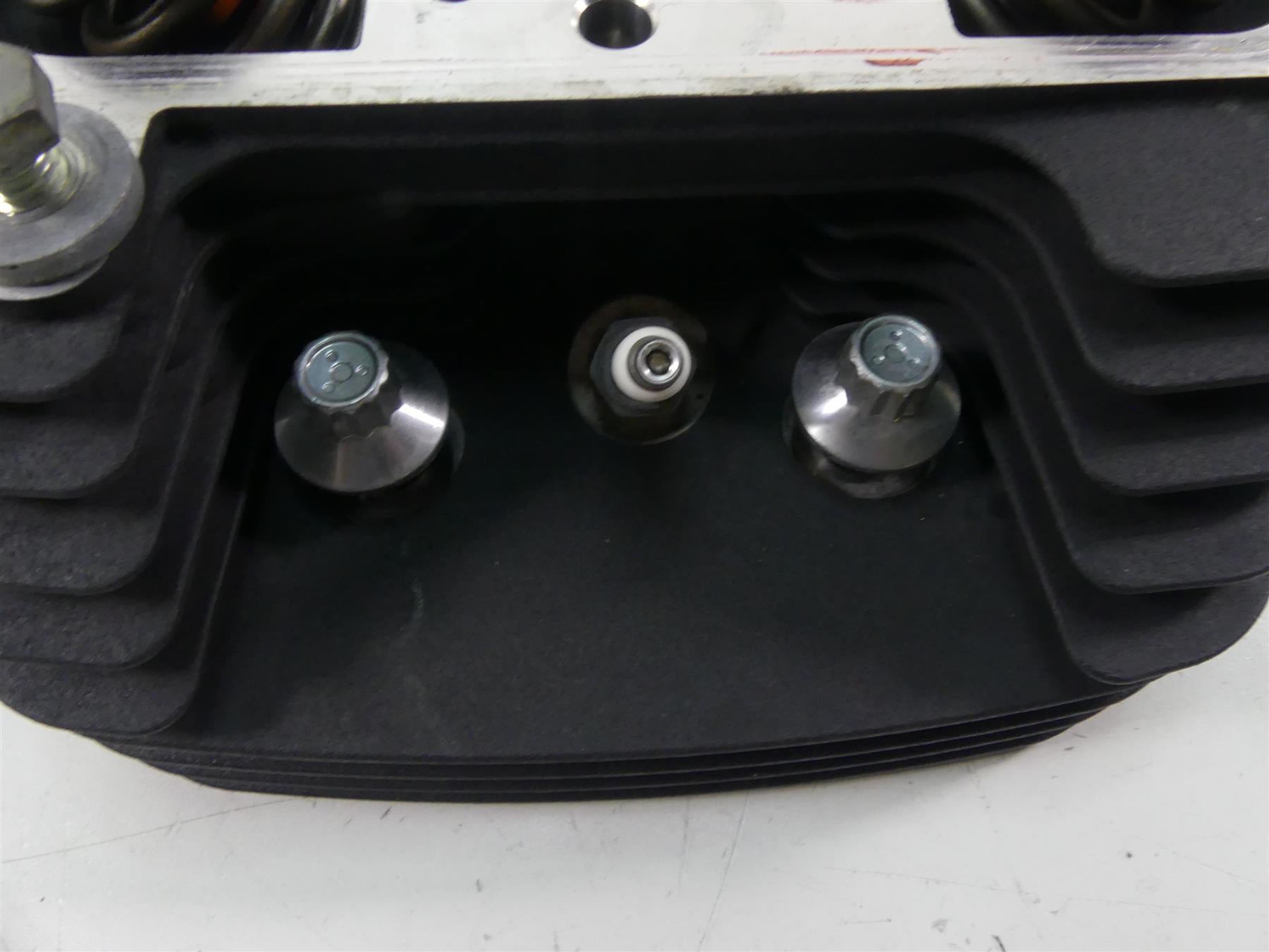2015 Harley FXDF Dyna Fat Bob Cylinderhead Cylinder Head 103ci Set 17193-06 {{ shop.shopifyCountryName }} - Mototech271