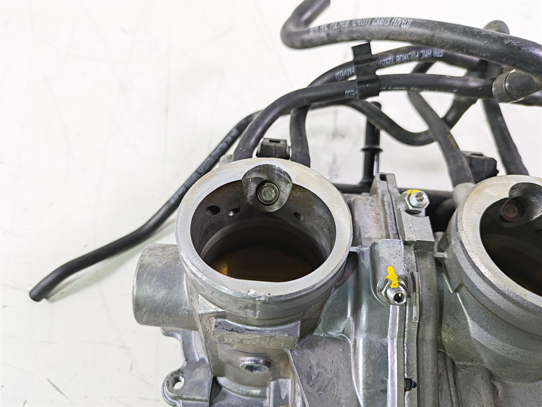 2020 Triumph Daytona 765 Moto2 Throttle Body Fuel Injection T1243540 {{ shop.shopifyCountryName }} - Mototech271