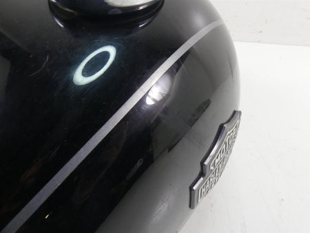 2010 Harley FXDWG Dyna Wide Glide Fuel Gas Petrol Tank - Dented 61593-10 {{ shop.shopifyCountryName }} - Mototech271