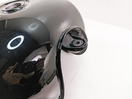 2006 Honda VT1100 C2 Shadow Fuel Gas Petrol Tank -Read 17520-MCK-A40Z {{ shop.shopifyCountryName }} - Mototech271