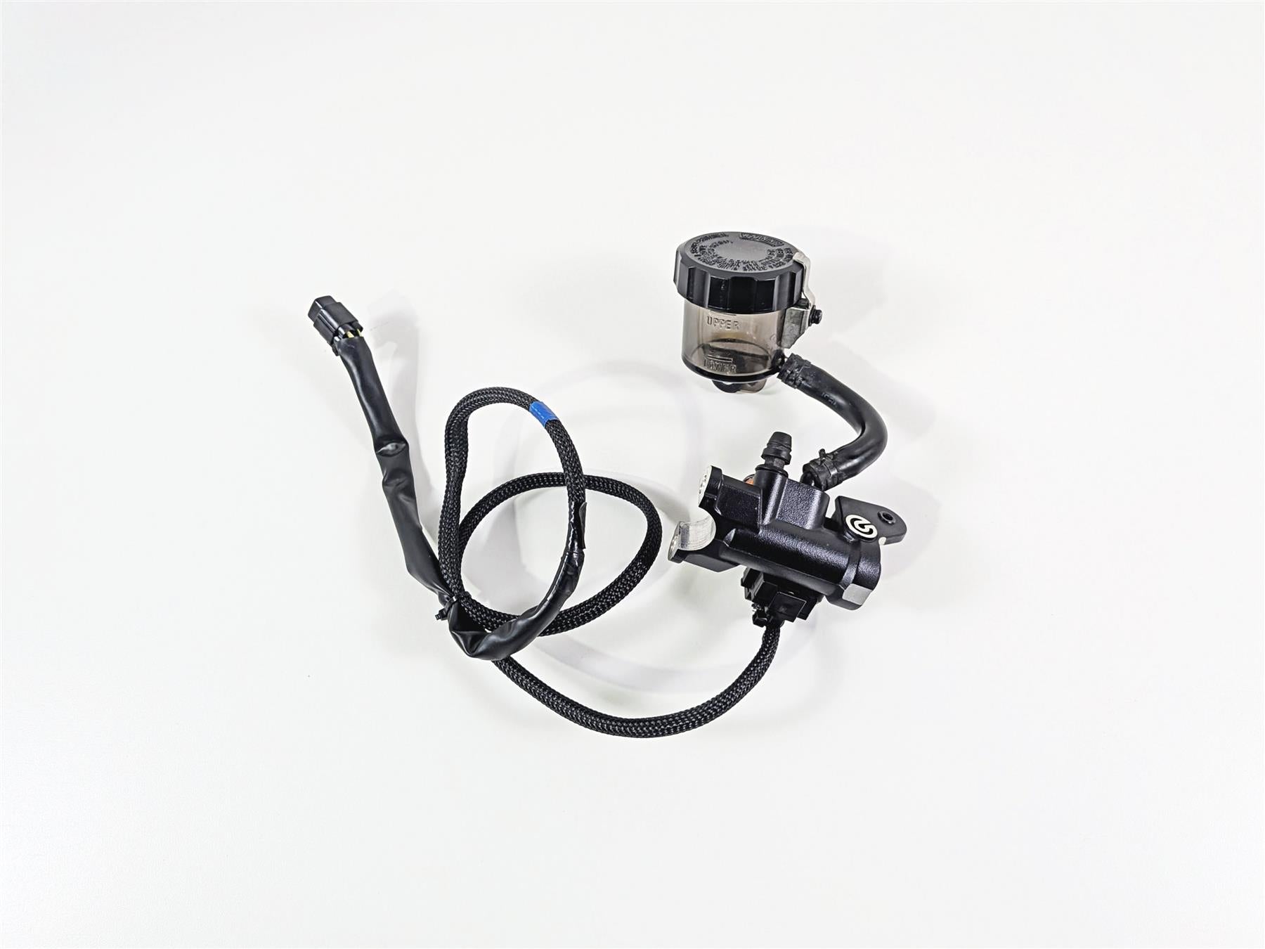 2023 Yamaha MT10 MTN1000 Front Radial Brake Pump Brembo B5Y-2583T-01-00 {{ shop.shopifyCountryName }} - Mototech271