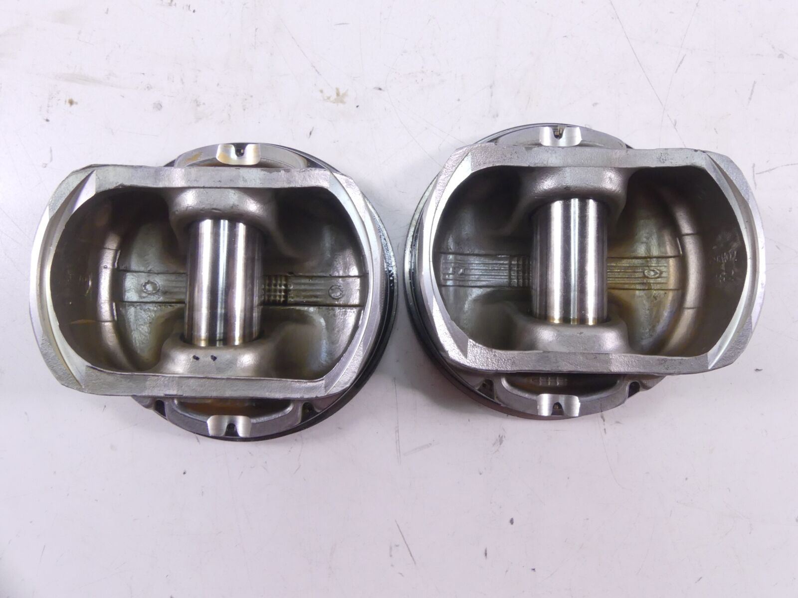 2011 Harley Touring FLHRC Road King Cylinder Jug Piston Set 16593-99 17460-07 {{ shop.shopifyCountryName }} - Mototech271