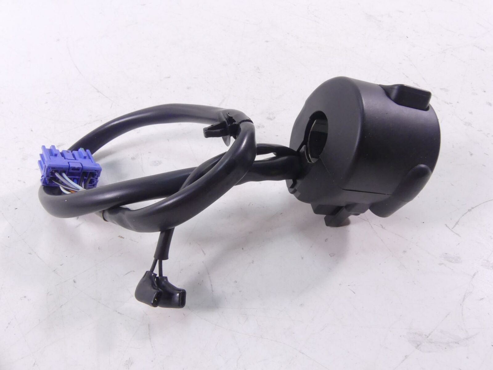2014 Honda CBR1000 SP Fireblade Left Hand Light Control Switch 35200-MGP-A91 {{ shop.shopifyCountryName }} - Mototech271