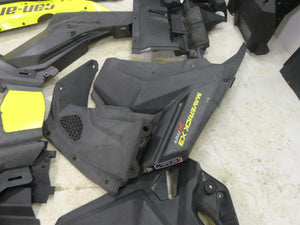 2018 Can Am Maverick X3 XMR Turbo R Plastic Fairing Interior Covers 705012474