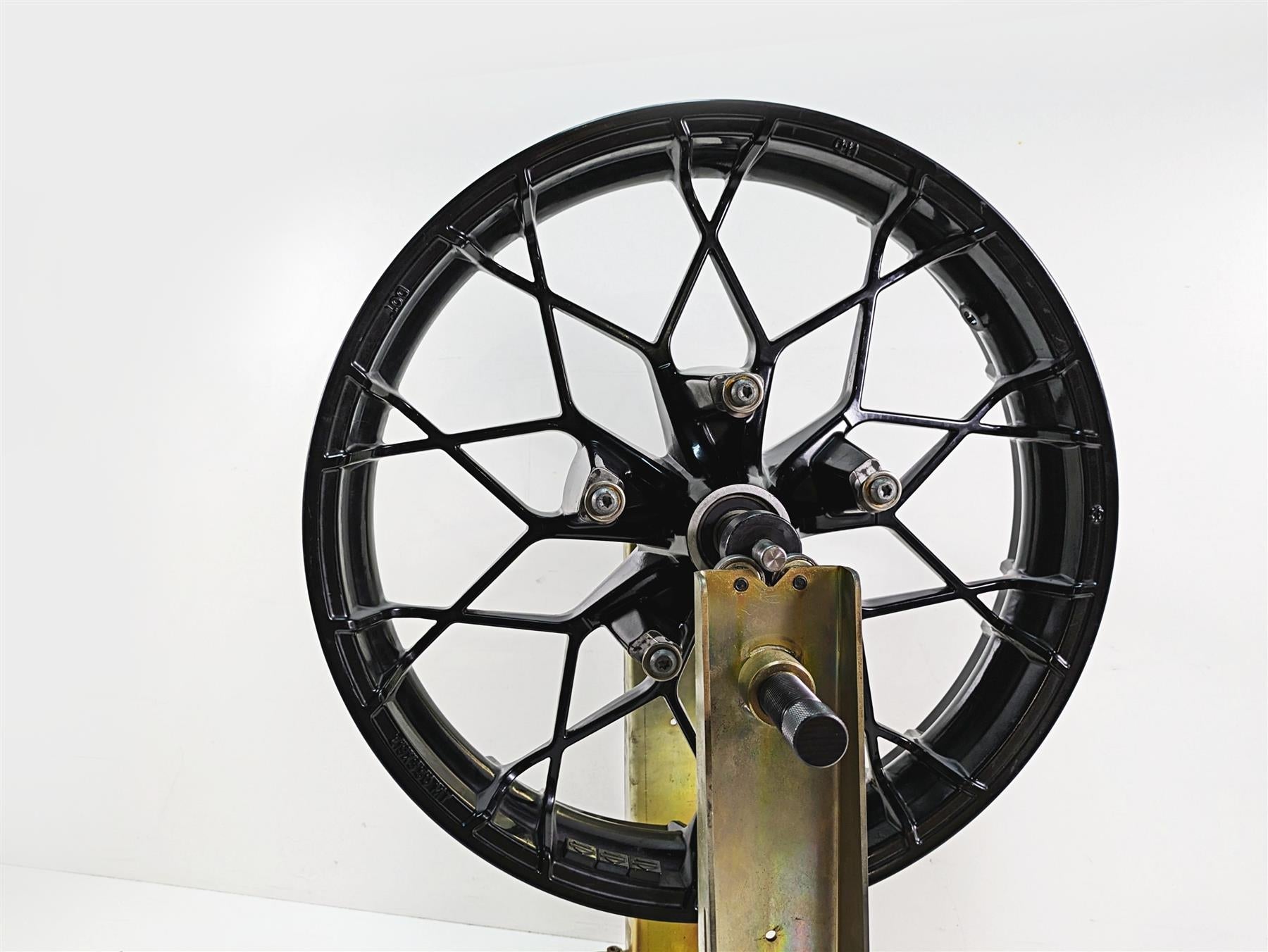 2014 And Up Harley Touring Prodigy 19x3.5 Front Wheel Rim 43300673 ...