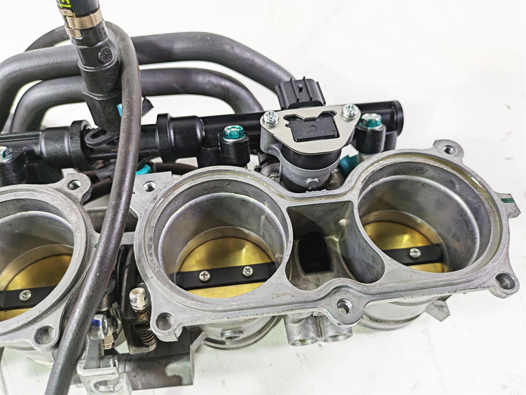 2008 Honda CBR1000RR SC59 Throttle Body Fuel Injectors 16400-MFL-671 {{ shop.shopifyCountryName }} - Mototech271