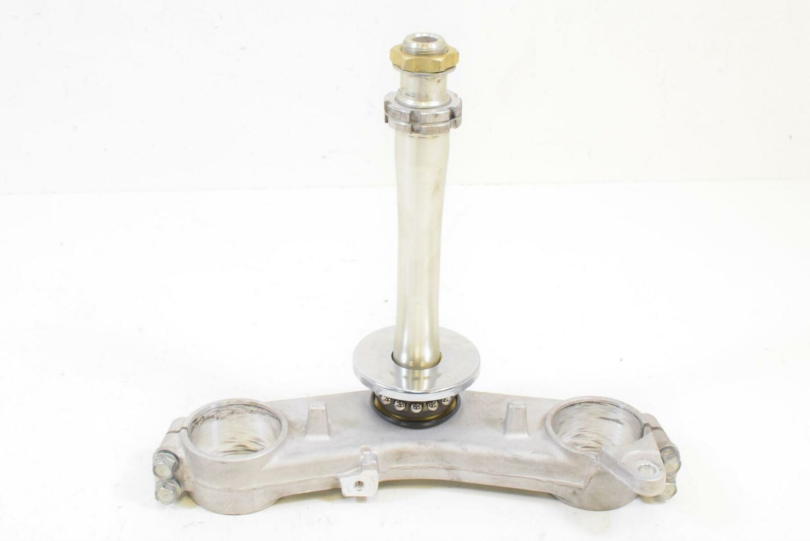2005 Suzuki GSX1300 R Hayabusa Lower Triple Tree Steering Yoke 51410-24F30 | Mototech271