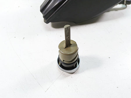 2019 Harley XL883N Sportster Iron Oil Tank Reservoir & Dip Stick 62500017 {{ shop.shopifyCountryName }} - Mototech271