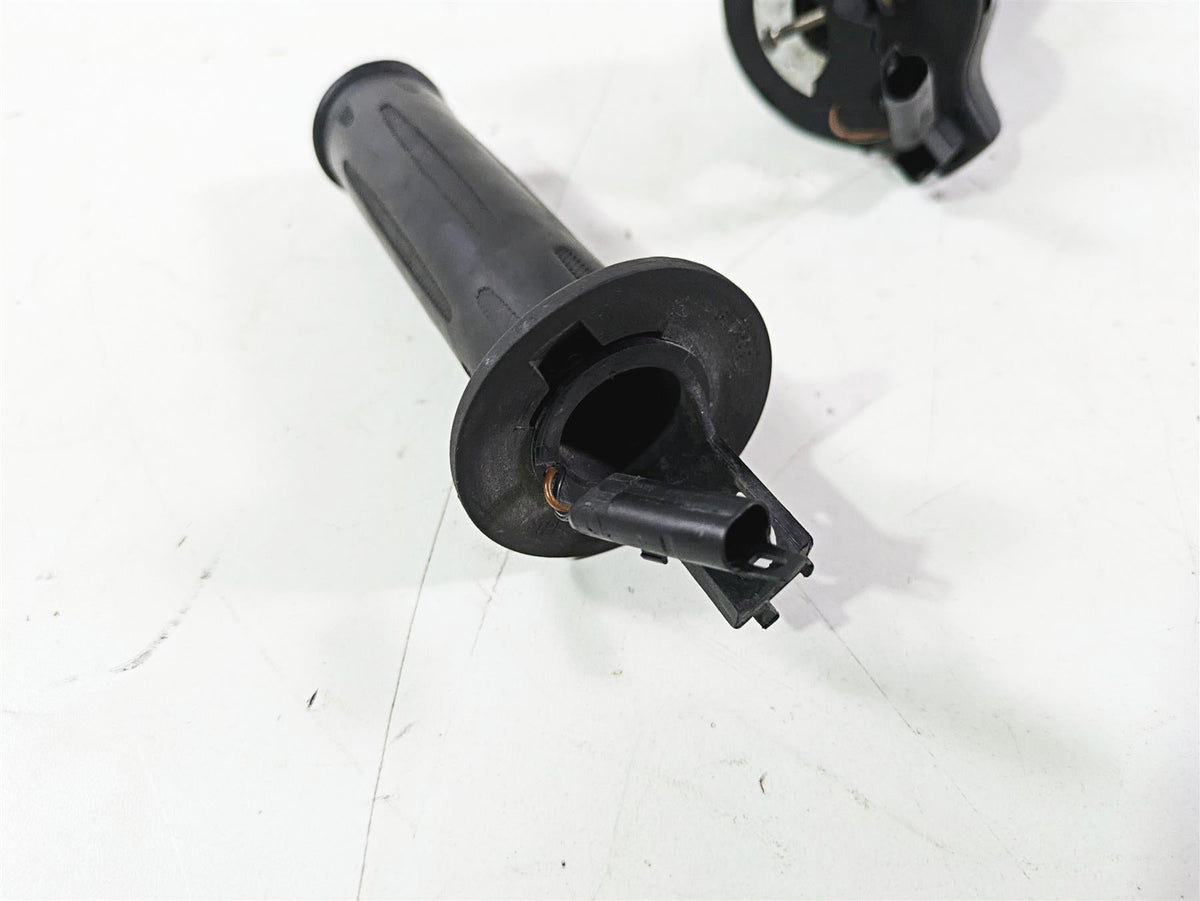 2017 BMW F800GS Adv K75 Heated Left Right Hand Grip Set 61318522470 61318552119 {{ shop.shopifyCountryName }} - Mototech271