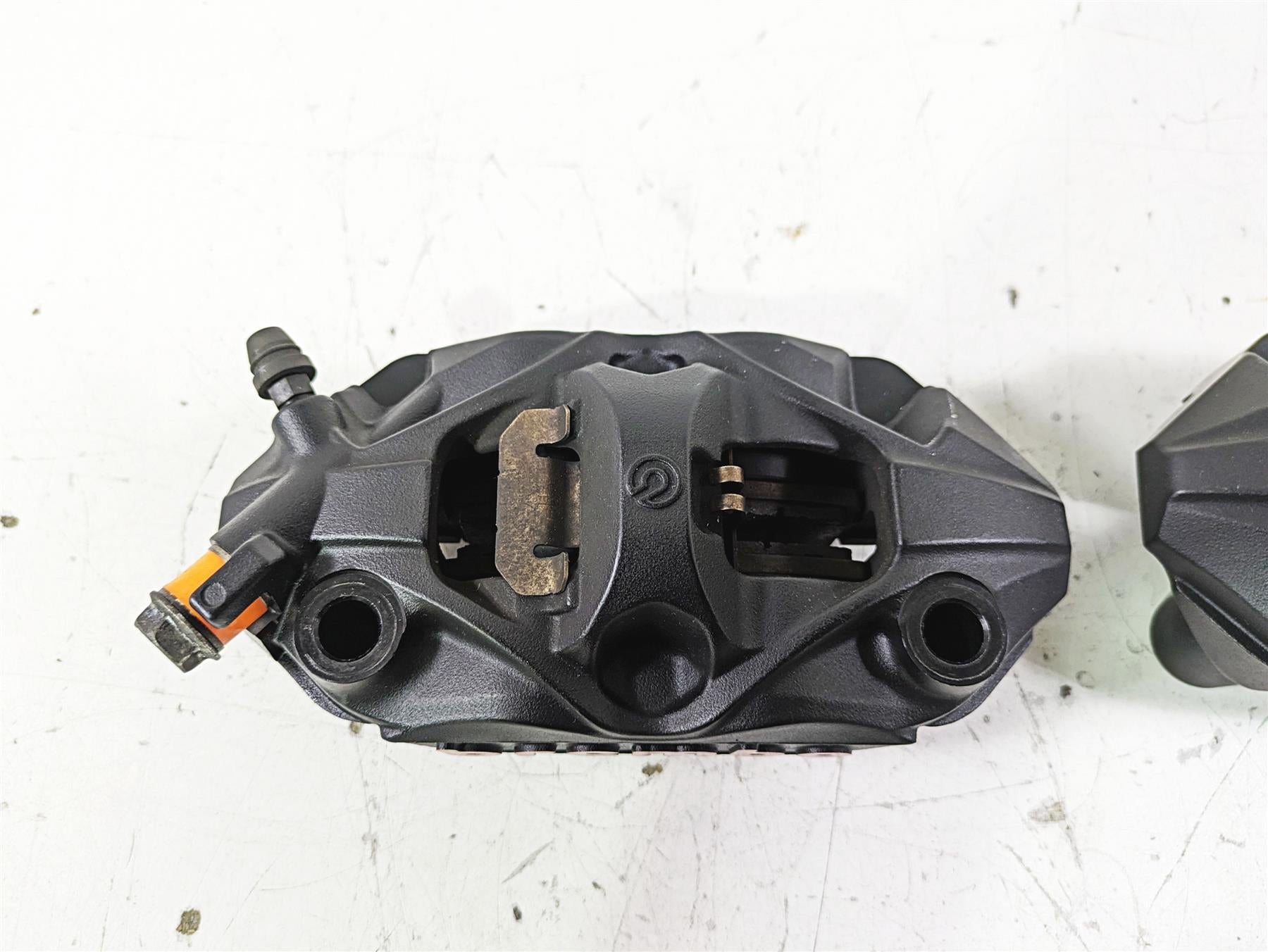 2018 Suzuki GSX1300 R Hayabusa Brembo Front Brake Caliper Set 59100-14J30-999 {{ shop.shopifyCountryName }} - Mototech271