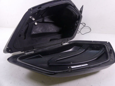 2018 BMW K1600 Bagger Right Side Saddle Bag Luggage Storage Box Case 46548551316 {{ shop.shopifyCountryName }} - Mototech271