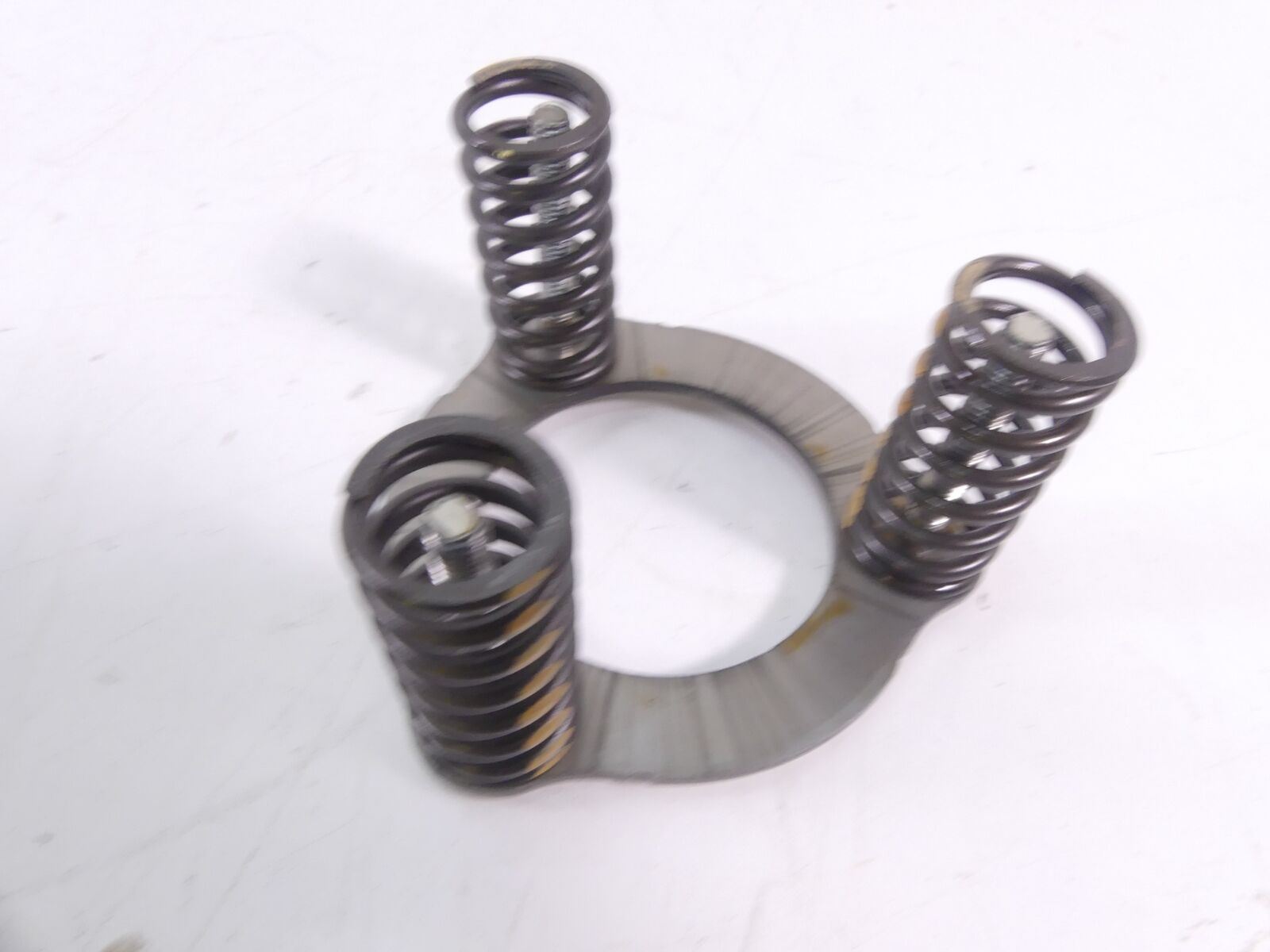 2018 BMW K1600 Bagger Clutch Pressure Plate Friction Disc Housing Set 2121772274 {{ shop.shopifyCountryName }} - Mototech271