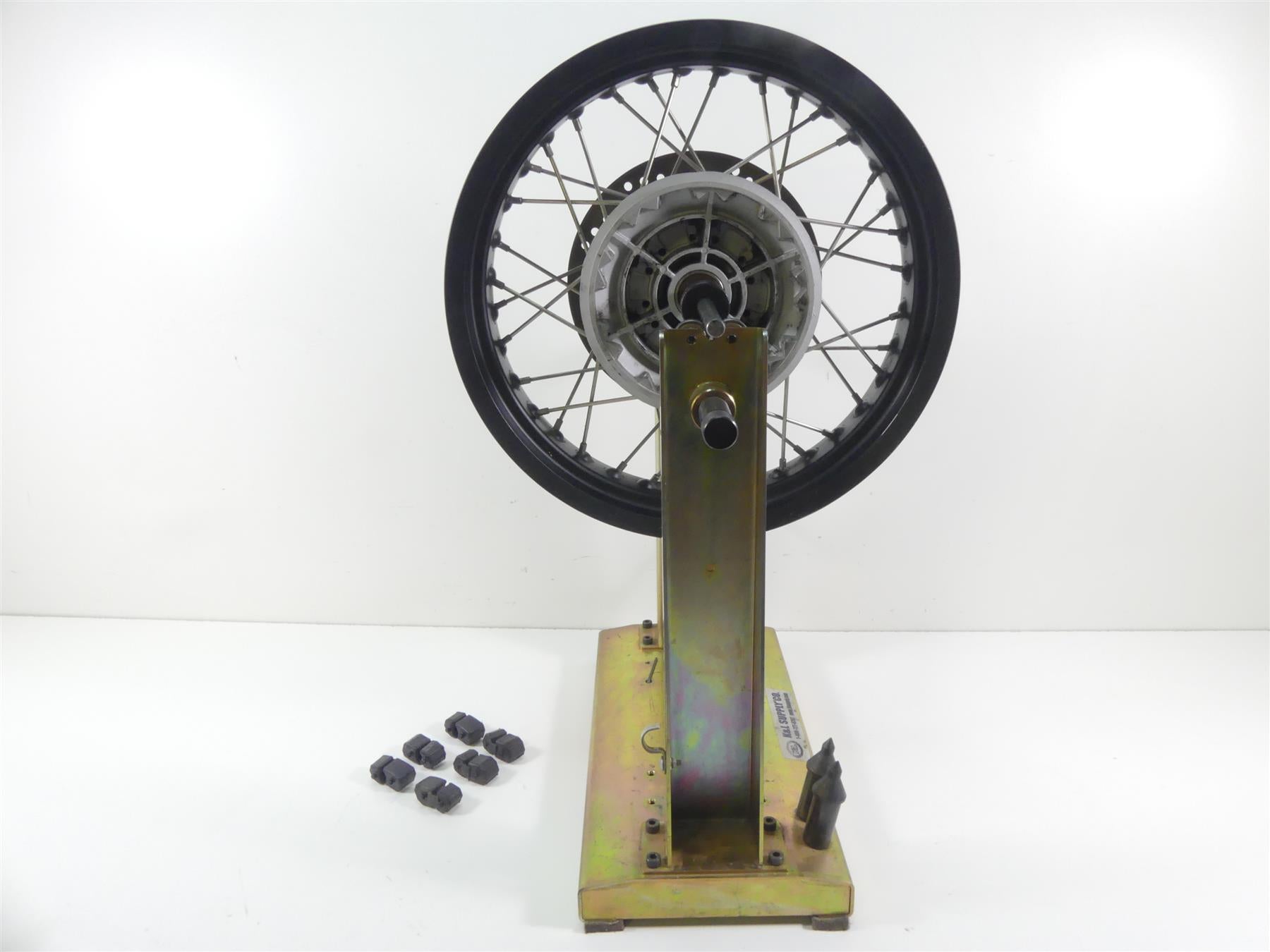 2016 Moto Guzzi V7 II Special 750 Straight Rear Spoke Wheel Rim 17x3.5 B063704 {{ shop.shopifyCountryName }} - Mototech271