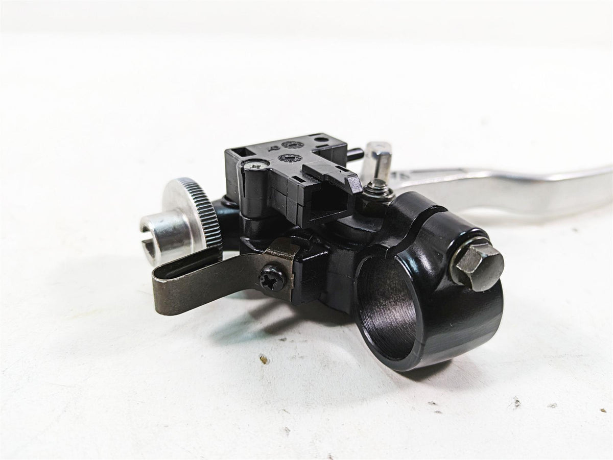 2002 Yamaha FZ1 FZS1000 Fazer Clutch Perch & Lever Set 5LV-82910-00-00 {{ shop.shopifyCountryName }} - Mototech271