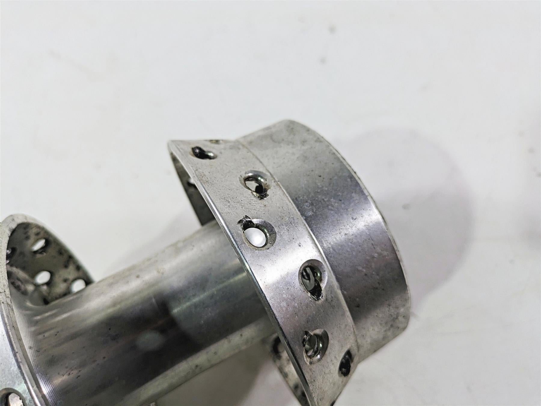 2017 Harley Dyna FXDB Street Bob Rear Wheel Rim Hub & 25mm Bearings 41430-09A {{ shop.shopifyCountryName }} - Mototech271