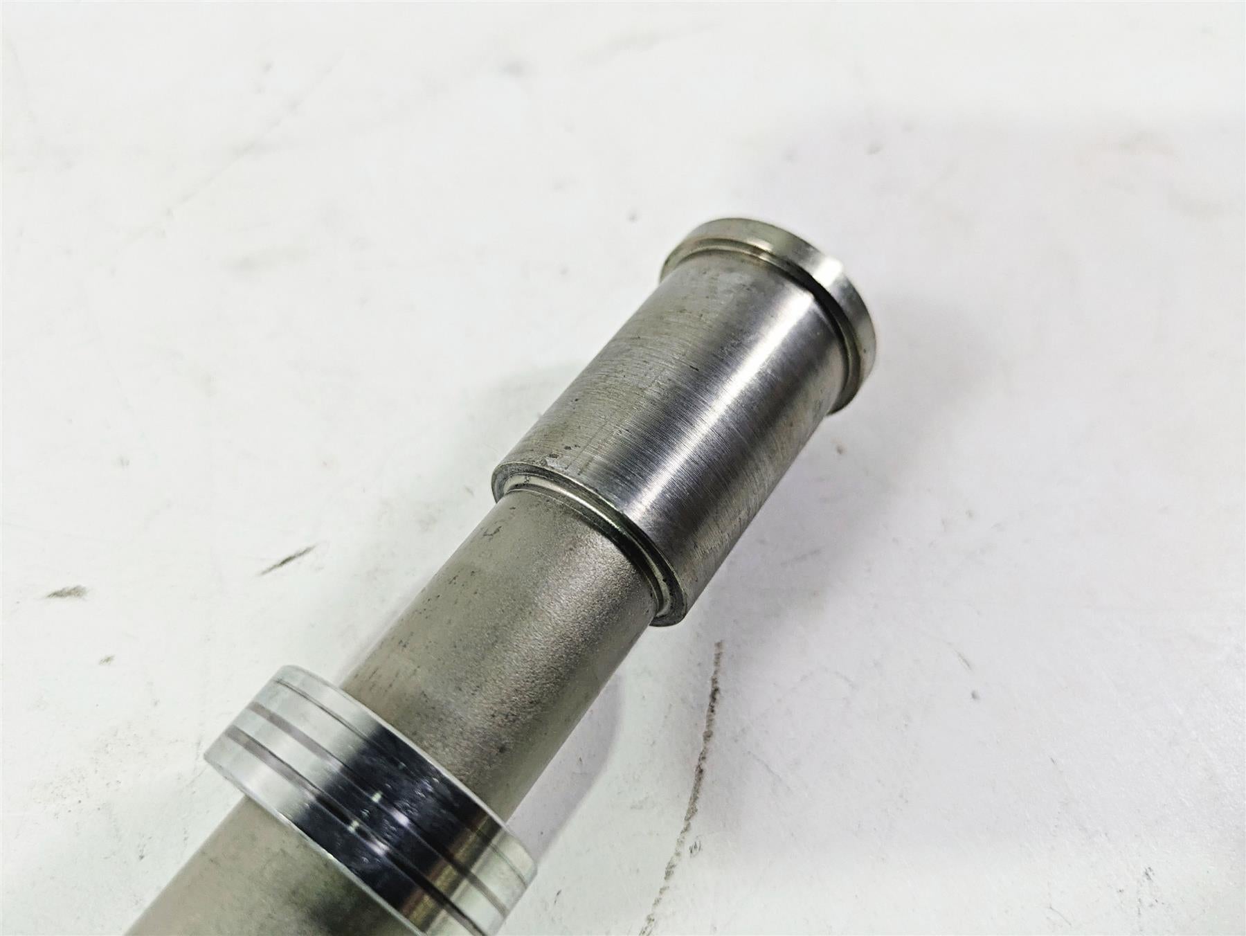2022 Kawasaki ZR900RS Cafe Straight Front Wheel Spindle Axle 20mm 41068-0618 {{ shop.shopifyCountryName }} - Mototech271
