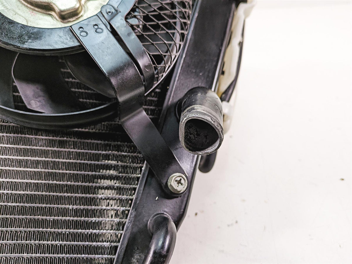 2009 Suzuki GSXR750 K9 Radiator Fan Hoses Reservoir Set - Read 17710-01H10 {{ shop.shopifyCountryName }} - Mototech271