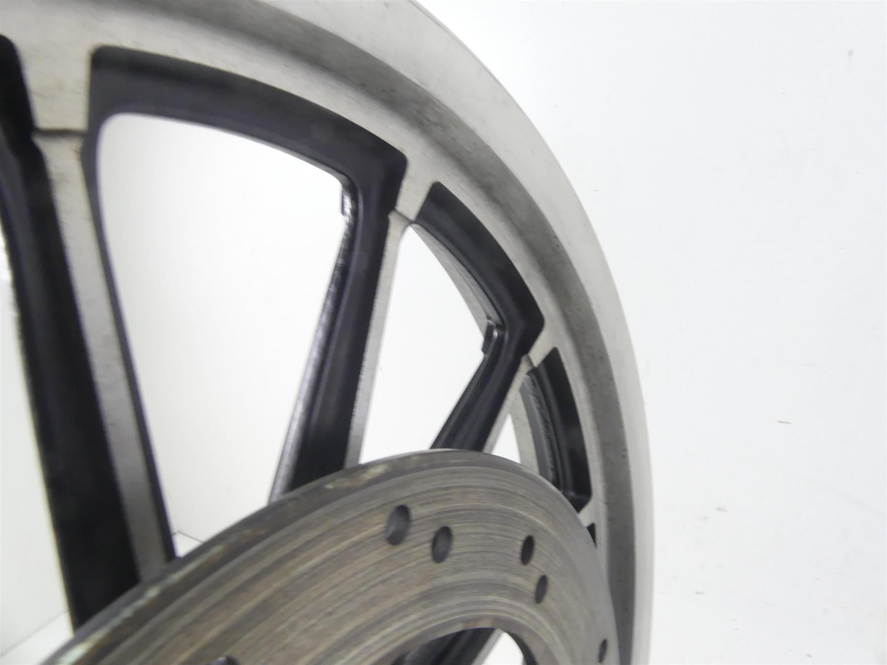 2005 Harley Dyna FXDLI Low Rider Front 13 Spoke Wheel Rim 19x2.15 43499-00 {{ shop.shopifyCountryName }} - Mototech271