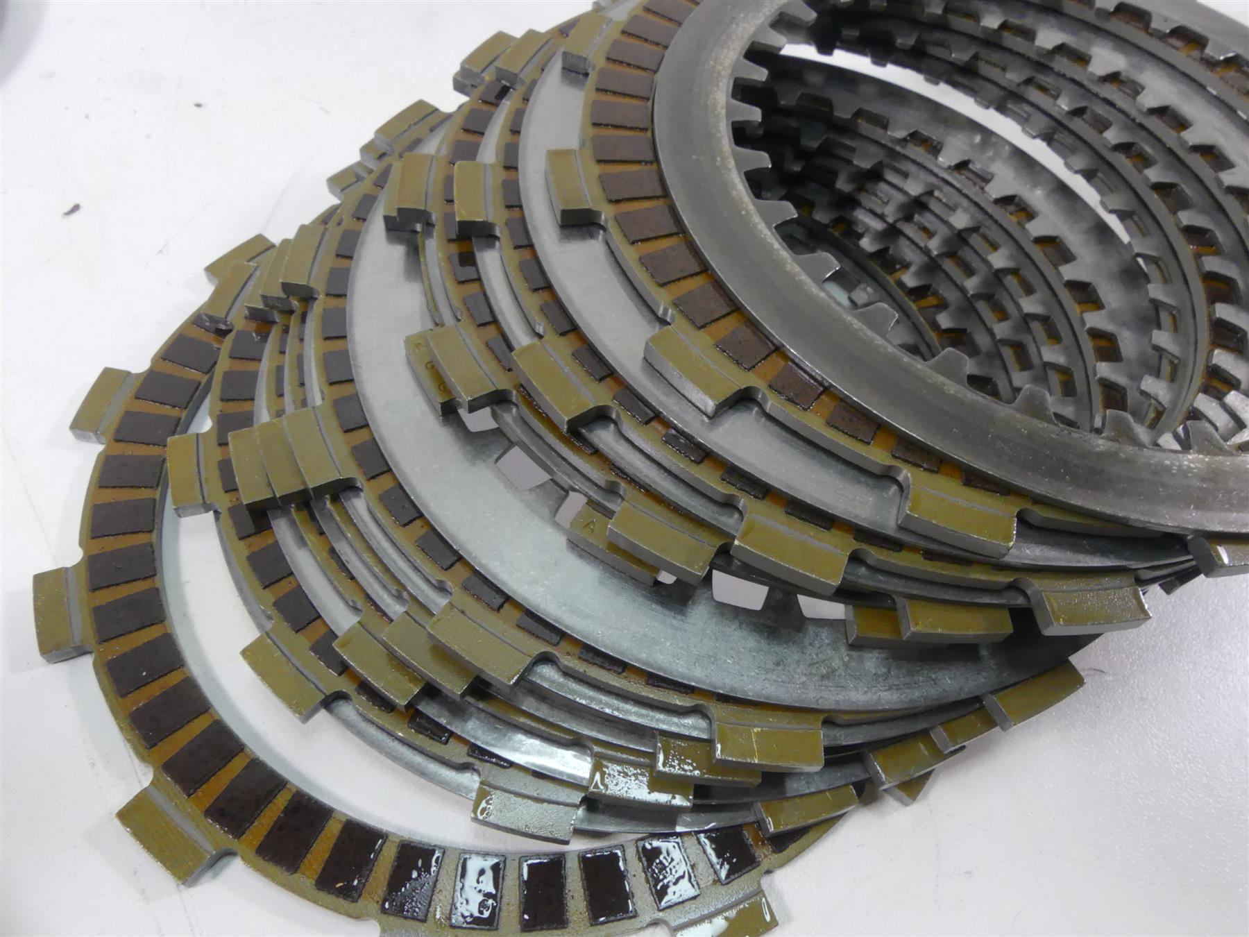 2004 Aprilia RSV1000 R Mille Clutch Basket Pressure Plate & Discs AP0295795 {{ shop.shopifyCountryName }} - Mototech271