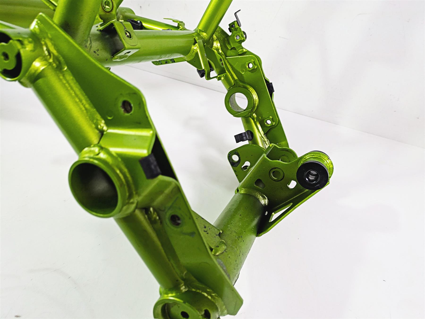 2021 Kawasaki Z900 ZR900 Straight Main Frame Chassis With Clean
