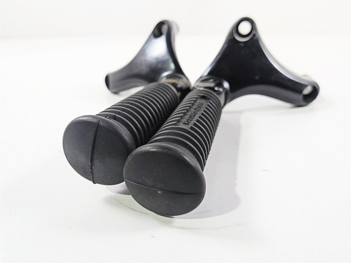 2006 Harley Sportster XL1200 C Rear Passenger Foot Peg Set 249315-04 {{ shop.shopifyCountryName }} - Mototech271