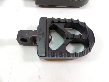 2014 Harley Dyna FXDB Street Bob Joker Machine Adjustable Footpeg Set 08-56-1 {{ shop.shopifyCountryName }} - Mototech271