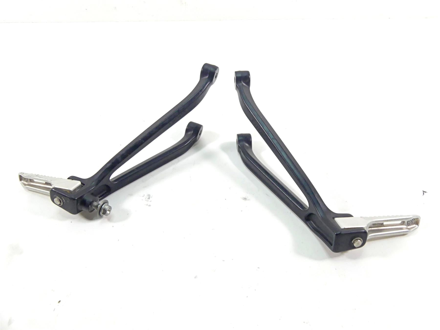 2013 BMW S1000RR K46 Rear Passenger Foot Peg Rest Set 46718521680 46718521681 {{ shop.shopifyCountryName }} - Mototech271