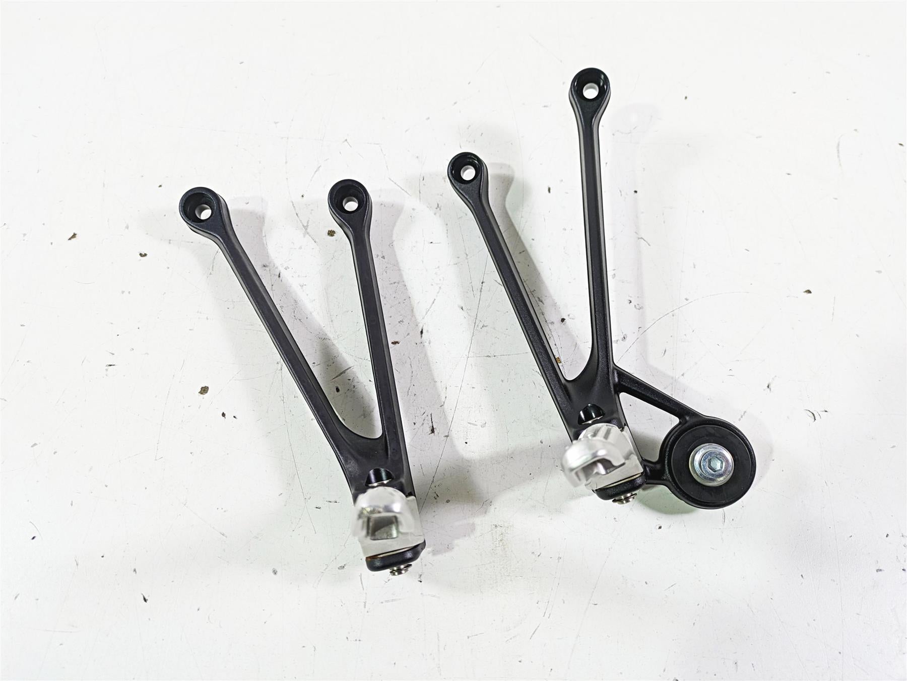 2017 BMW S1000R K47 Rear Footpeg Foot Peg Rest Set 46718542025 46718542400 {{ shop.shopifyCountryName }} - Mototech271