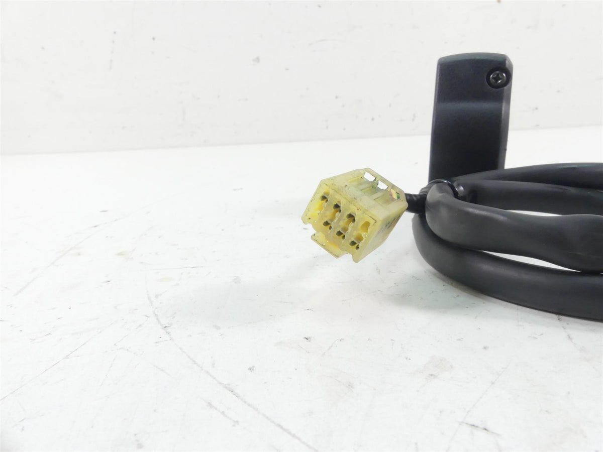 2017 Triumph Thruxton 1200 R Right Hand Start Kill Control Switch T2043529 {{ shop.shopifyCountryName }} - Mototech271