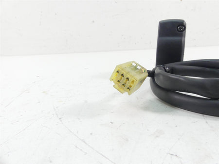 2017 Triumph Thruxton 1200 R Right Hand Start Kill Control Switch T2043529 {{ shop.shopifyCountryName }} - Mototech271