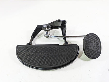 2008 Harley FLSTSB Cross Bones Right Floorboard & Brake Pedal Set 50600026 {{ shop.shopifyCountryName }} - Mototech271