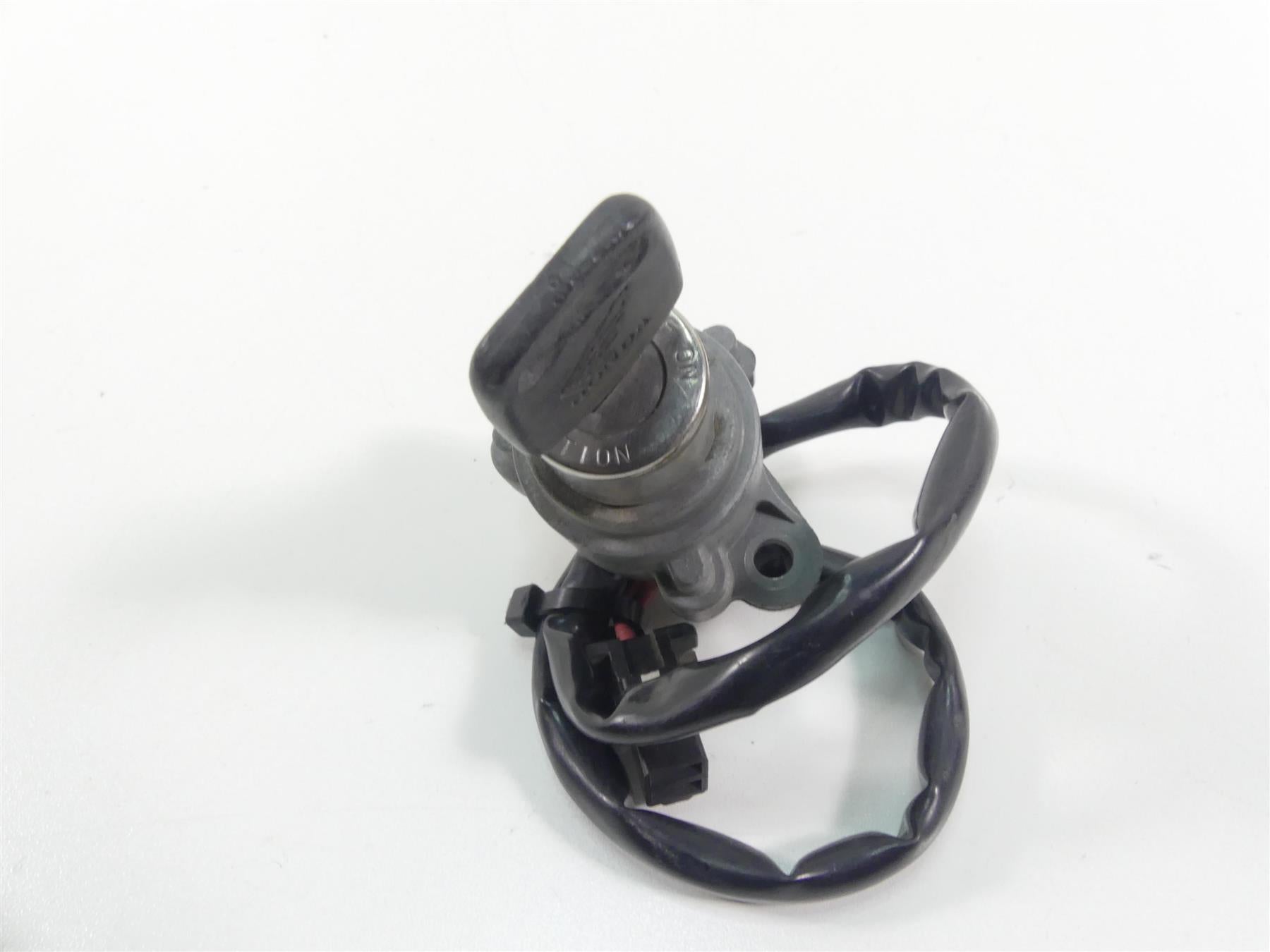 2016 Honda VT1300 CRG Stateline Ignition Switch Key Tank Cap Set 35010-MFR-670 {{ shop.shopifyCountryName }} - Mototech271